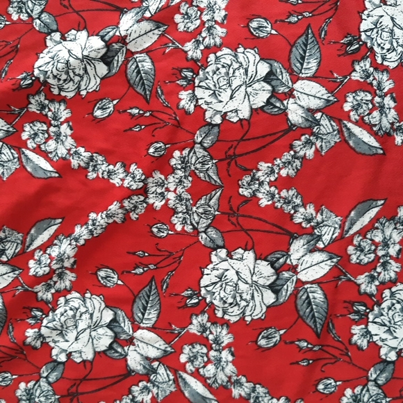 New Max Studio Size Small Red Floral Sleeveless Faux Wrap V-Neck Dress - Picture 16 of 16